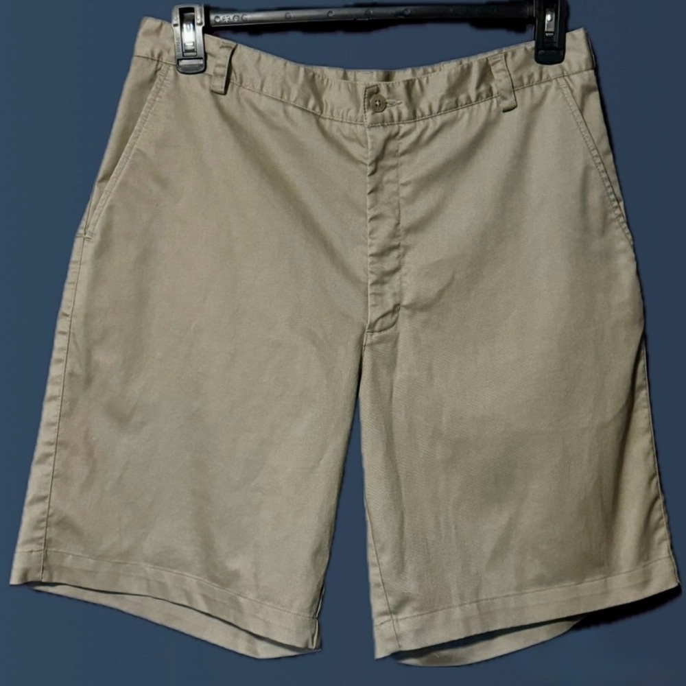 Nike Golf Shorts size 34 Dri-Fit